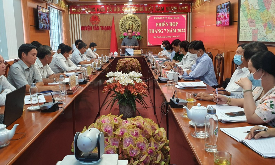 Tân Thạnh họp đánh giá tình hình Kinh tế - Xã hội tháng 7