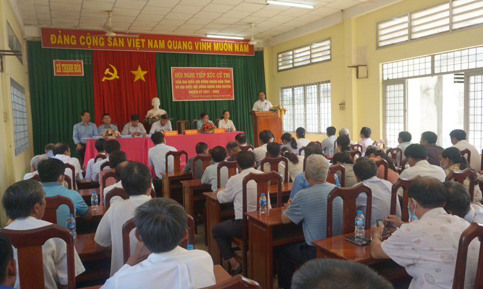 Bí thư Tỉnh ủy- Chủ tịch HĐND tỉnh Long An tiếp xúc cử tri xã Thạnh Hòa, Thạnh Lợi