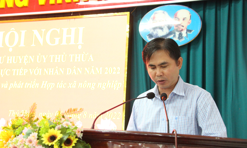 Thủ Thừa – Bí thư huyện ủy đối thoại với nhân dân về phát triển hợp tác xã nông nghiệp