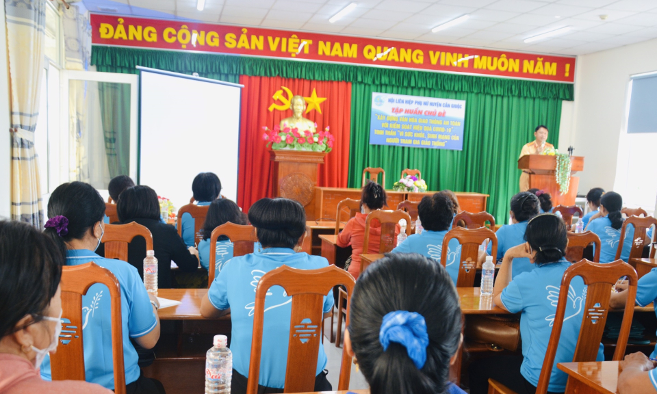 Cần Giuộc tập huấn Đề án Phụ nữ với công tác An toàn giao thông
