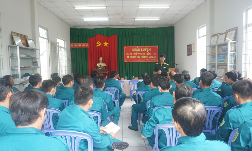 . Bến Lức huấn luyện Đại đội Tự vệ Pháo Phòng không 