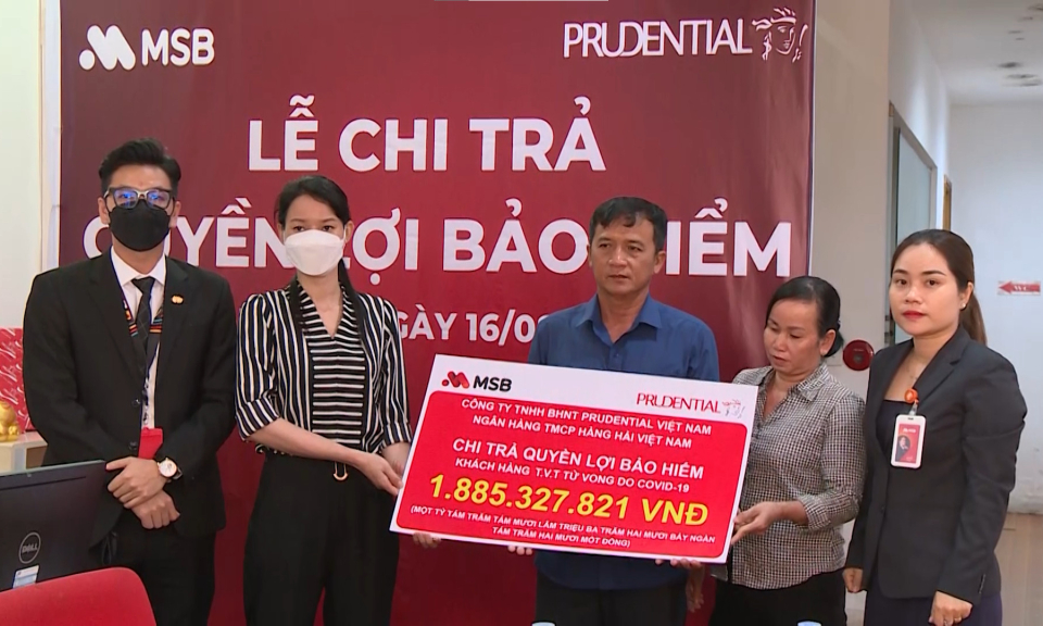 Prudential chi trả gần 1,9 tỷ đồng quyền lợi bảo hiểm cho khách hàng