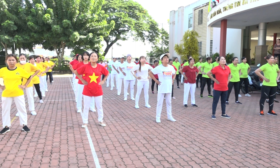 Đức Hòa tập huấn hướng dẫn viên thể dục dưỡng sinh năm 2022
