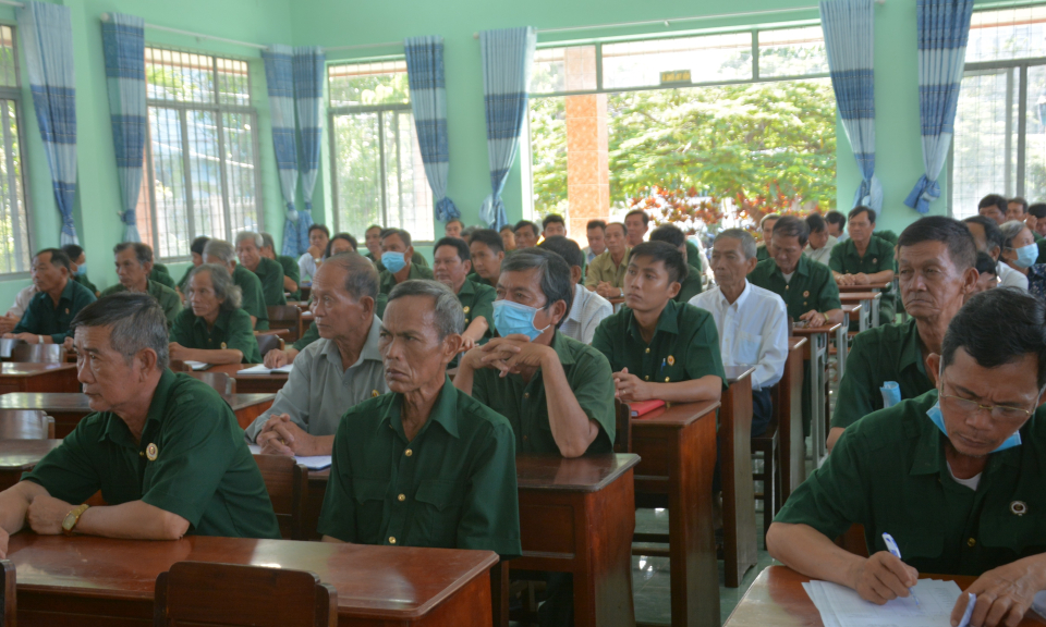 Cần Giuộc: Hội Cựu chiến binh tập huấn bồi dưỡng kiến thức cho cán bộ cơ sở