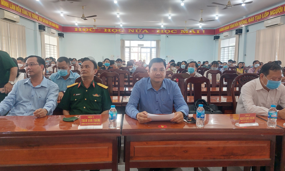 Tân Hưng khai giảng lớp bồi dưỡng, cập nhật kiến thức quốc phòng và an ninh đối tượng 4