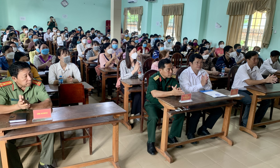 Châu Thành khai giảng lớp bồi dưỡng kiến thức quốc phòng và an ninh cho đối tượng 4