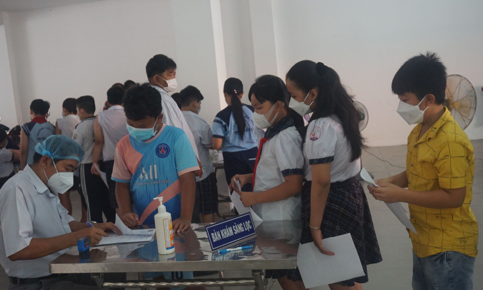 Bến Lức tăng tốc tiêm vắc xin phòng COVID-19 cho nhóm trẻ từ 5 đến dưới 12 tuổi