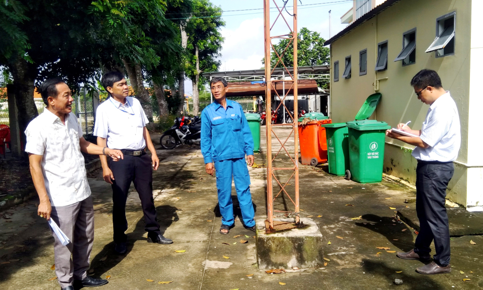 Cần Đước tăng cường công tác đảm bảo hệ thông truyền thanh trong mùa mưa bão