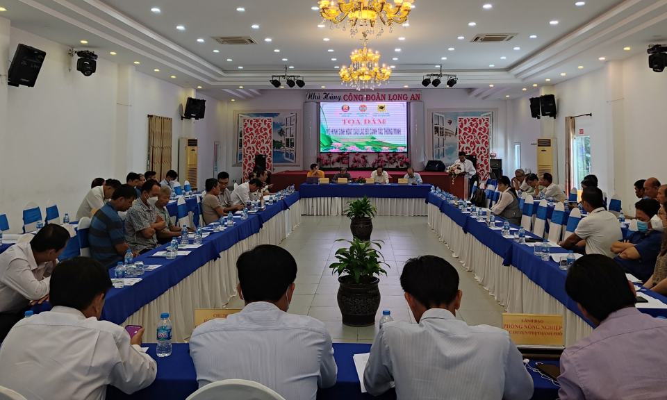Tọa đàm mô hình sinh hoạt Câu lạc bộ canh tác thông minh