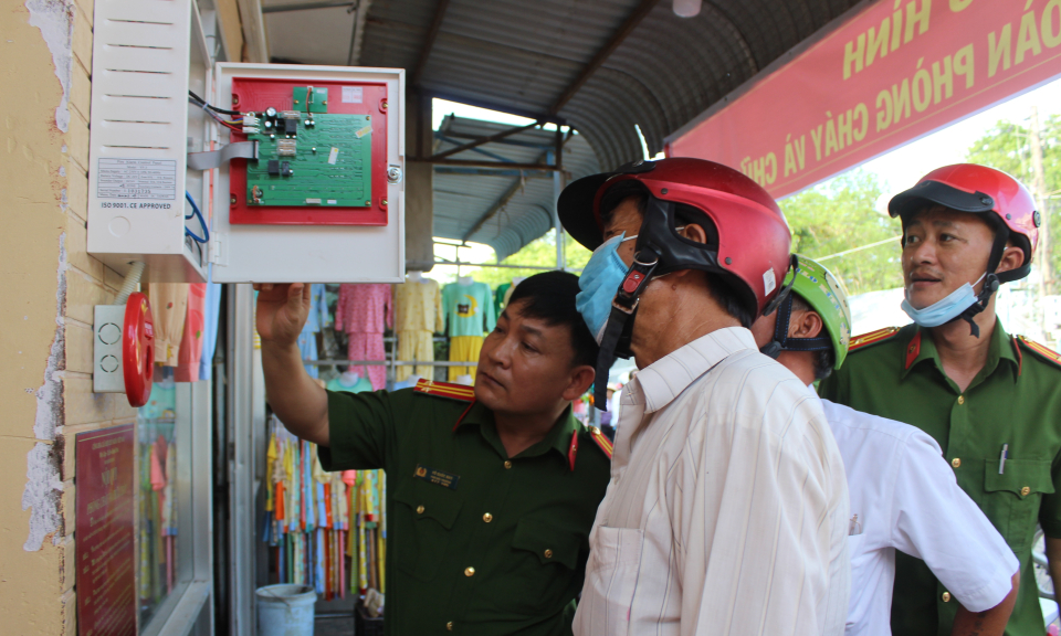 Đức Huệ triển khai mô hình Tổ liên gia an toàn phòng cháy và chữa cháy