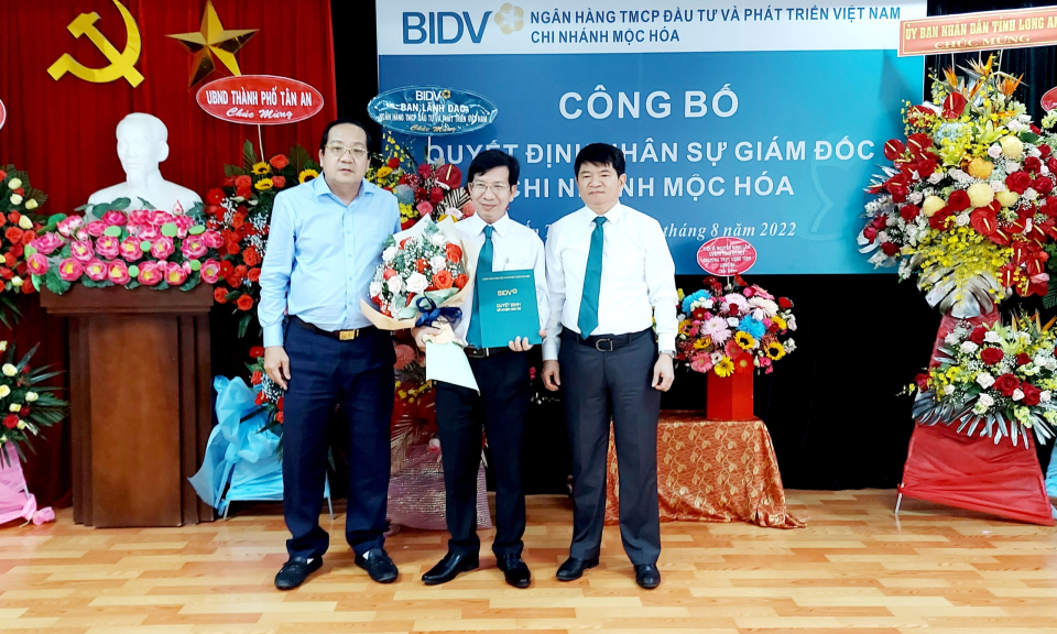 Bổ nhiệm chức vụ Giám đốc BIDV Chi nhánh Mộc Hóa