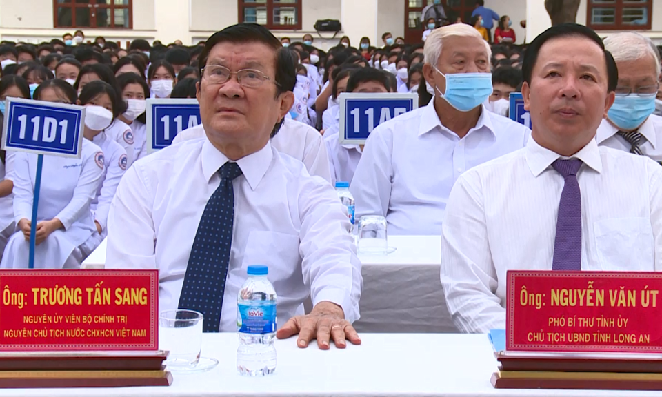 Trường THPT Hậu Nghĩa tưng bừng khai giảng năm học mới 2022-2023