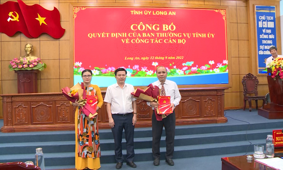 Công bố Quyết định bổ nhiệm Tổng biên tập và Phó Tổng biên tập Báo Long An