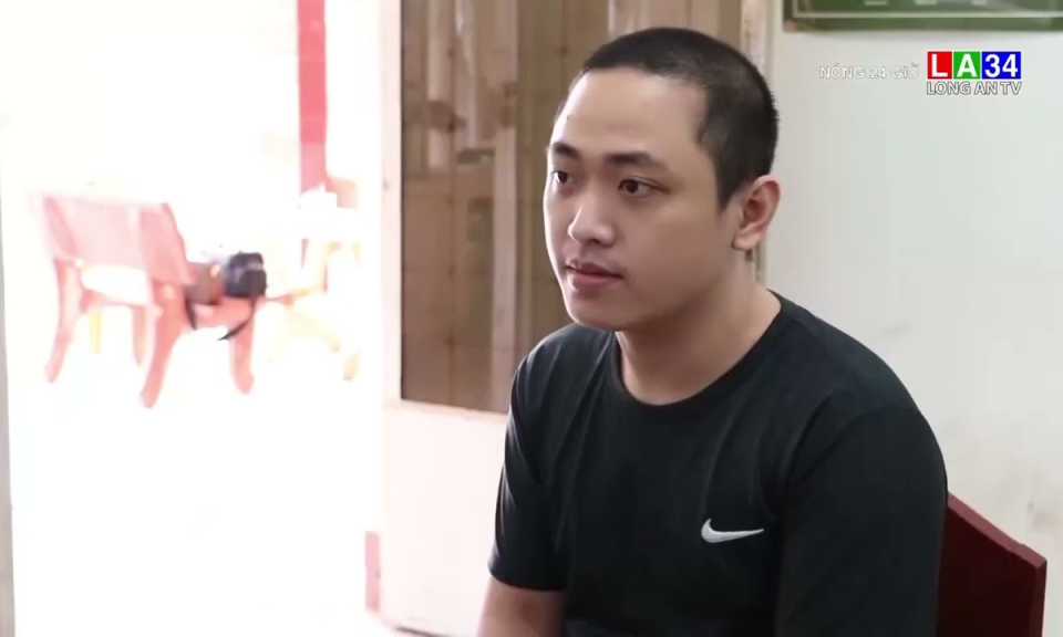 Nam thanh niên đến khu vực bệnh viện mua ma tuý rồi đem vào khách sạn bán lẻ
