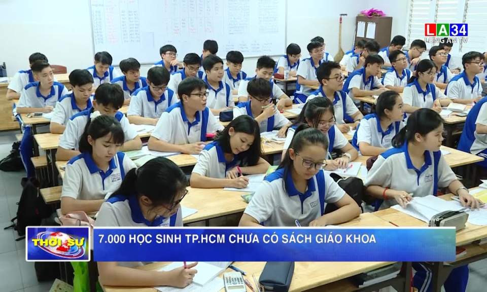 7.000 học sinh TP.HCM chưa có sách giáo khoa