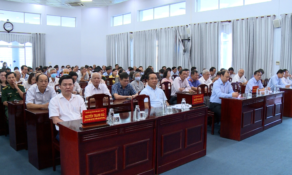 Thông tin thời sự về tình hình thế giới và công tác đối ngoại của Đảng và Nhà nước