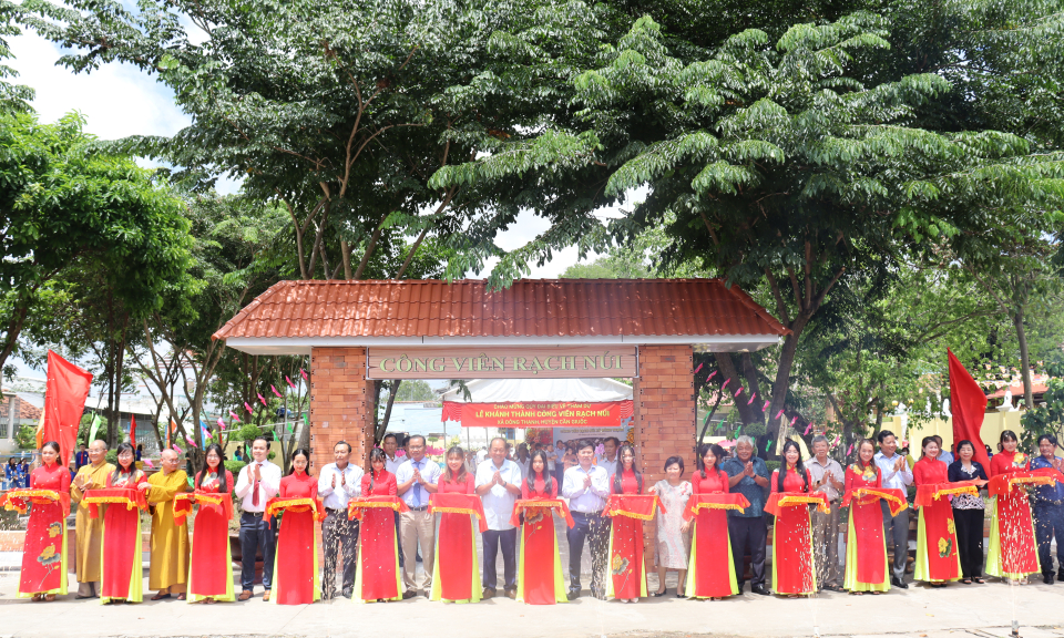 Cần Giuộc khánh thành Công viên Rạch Núi