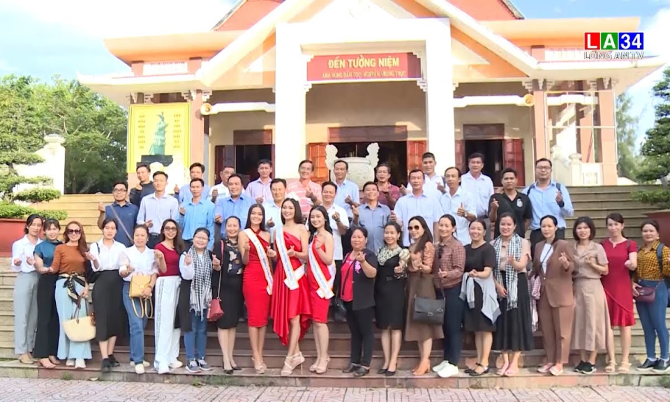 Trải nghiệm tour du lịch đường sông đôi dòng Vàm Cỏ