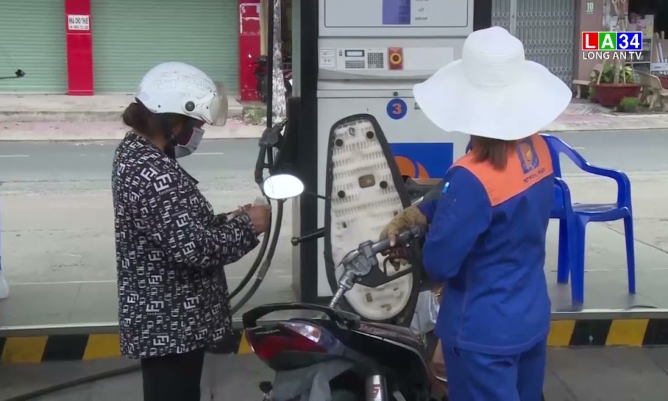 Hơn 3.200 lượt giám sát cửa hàng kinh doanh xăng dầu trong quý III/2022