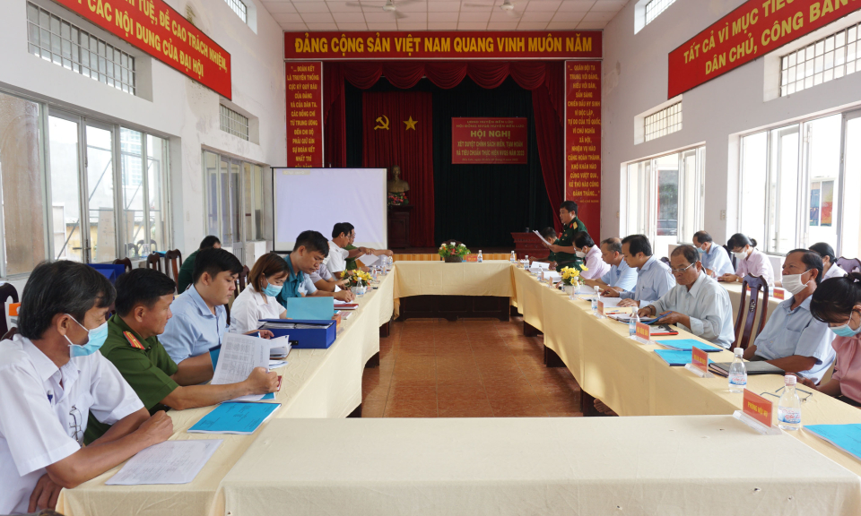 Bến Lức xét duyệt công tác nghĩa vụ quân sự năm 2023