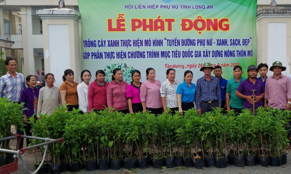 Xã Vĩnh Lợi, huyện Tân Hưng phát động trồng cây xanh xây dựng nông thôn mới