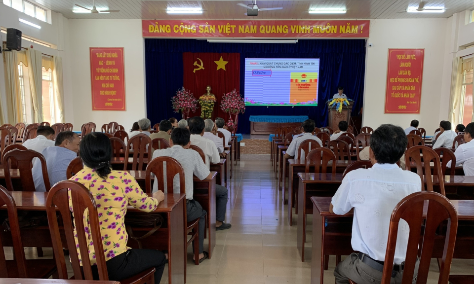 Vĩnh Hưng – Lớp bồi dưỡng, tập huấn công tác Mặt trận Tổ quốc 
