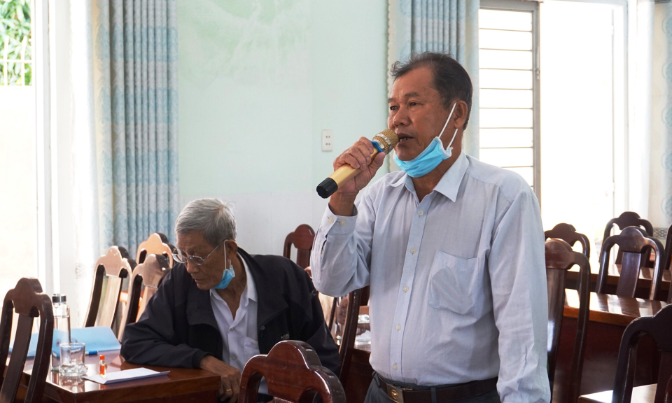Cử tri kiến Tường kiến nghị nhiều về đất đai, thiếu vật tư y tế