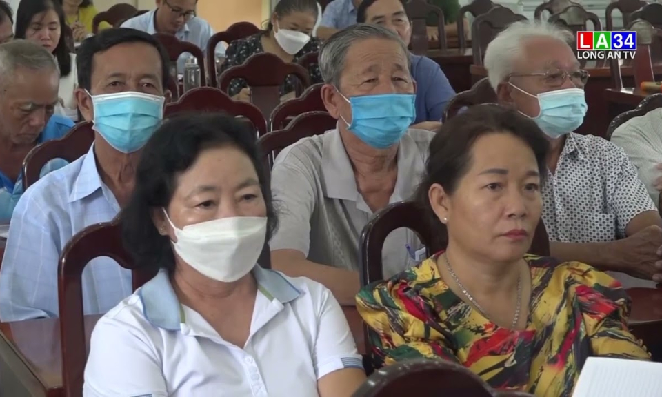 Cử tri kiến Tường kiến nghị nhiều về đất đai, thiếu vật tư y tế