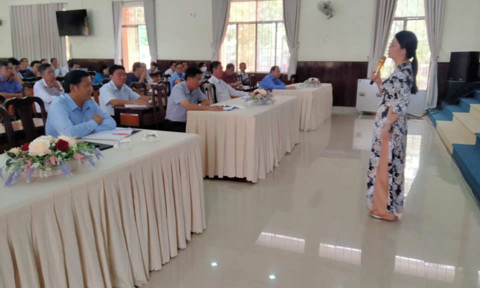 Tân Hưng tập huấn tuyên truyền thông tin đối ngoại và kỹ năng giao tiếp công sở năm 2022