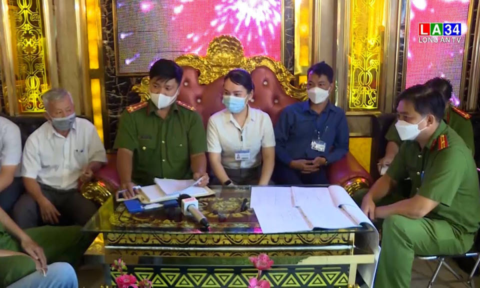 TP.HCM đình chỉ hoạt động 61 quán karaoke, bar, vũ trường