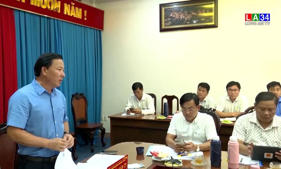 Chủ tịch UBND tỉnh Long An - Nguyễn Văn Út  làm việc với Ban Thường vụ Thành ủy Tân An