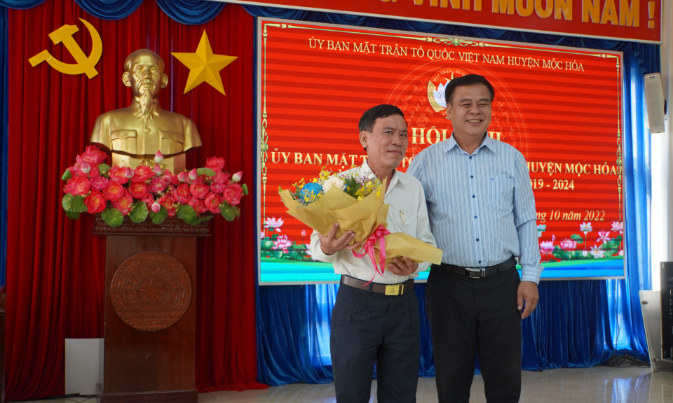 Mộc Hóa - Hiệp thương bầu chức danh Chủ tịch Ủy ban Mặt trận Tổ quốc huyện