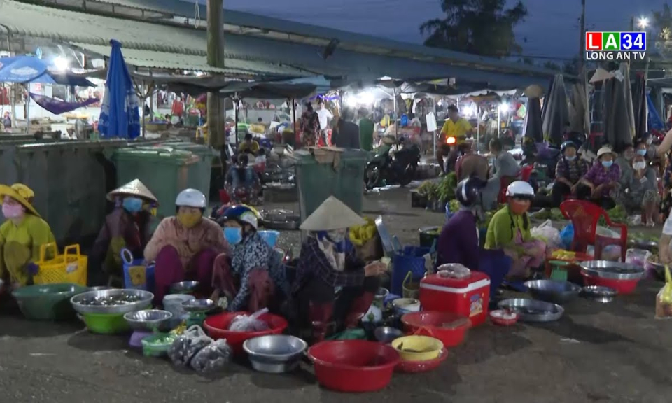 Đìu hiu chợ cá đồng mùa nước nổi