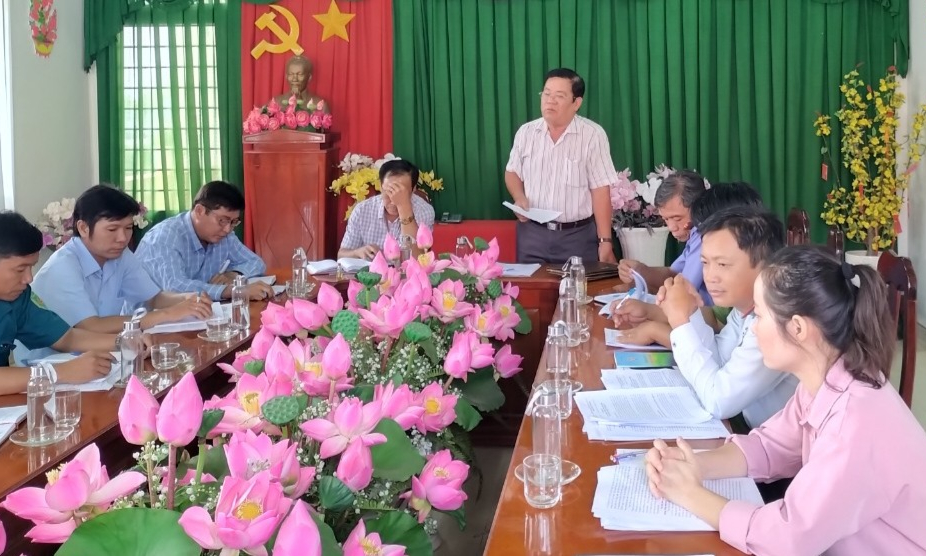Tân Hưng kiểm tra, giám sát công tác xây dựng Đảng