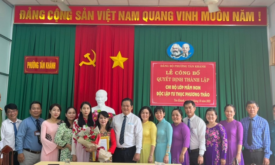 Đảng Bộ phường Tân Khánh thành lập Chi bộ Lớp Mầm non Độc lập Tư thục 