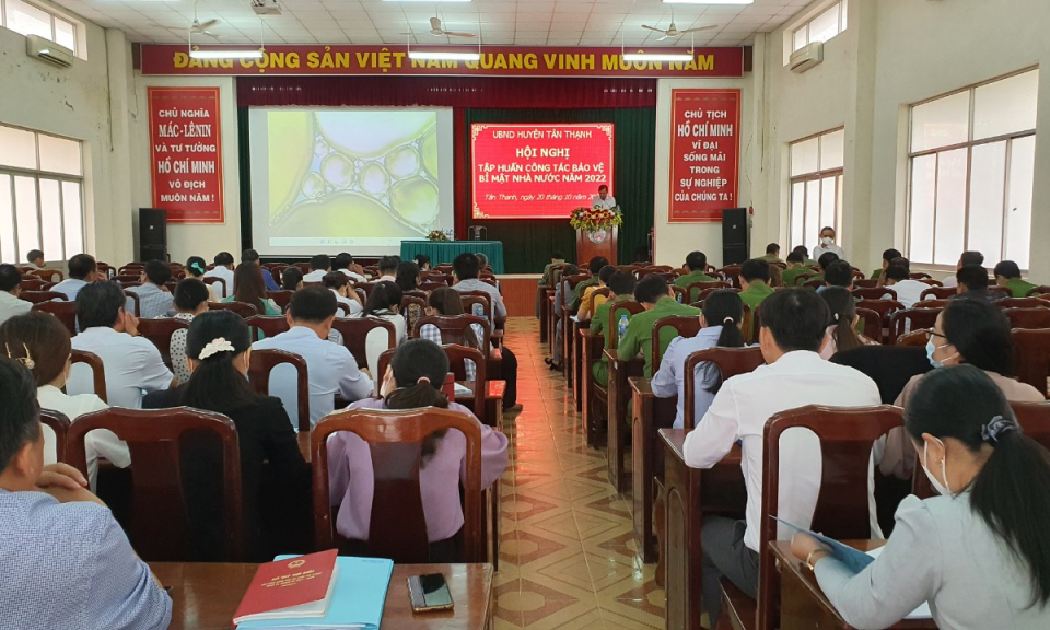 Tân Thạnh tập huấn công tác bảo vệ bí mật Nhà nước