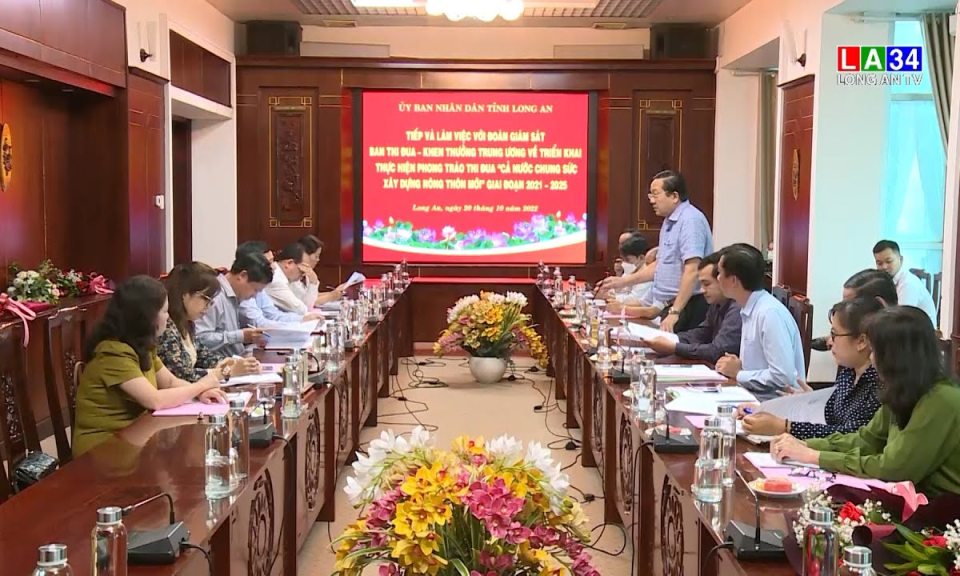 Đoàn giám sát Ban Thi đua - Khen thưởng Trung ương làm việc với tỉnh Long An