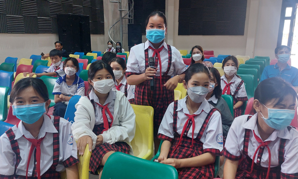 Hội thi hùng biện tiếng Anh năm học 2022-2023
