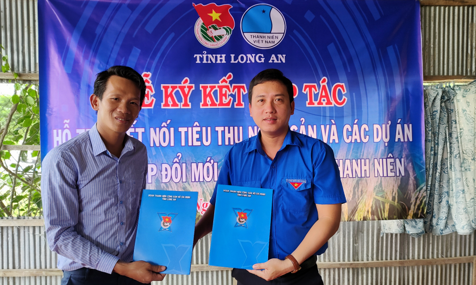 Tân Hưng ký kết hợp tác, hỗ trợ, kết nối tiêu thụ nông sản 
