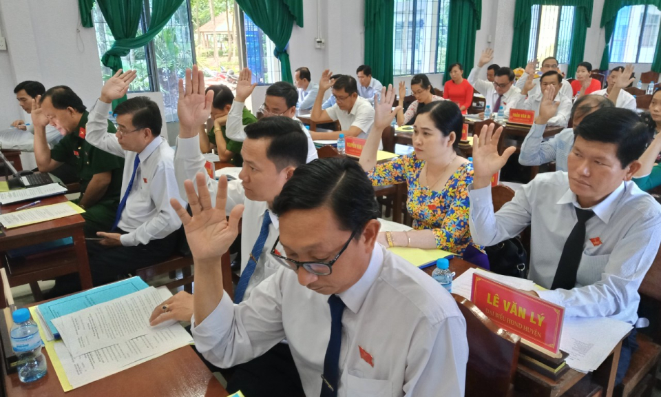 HĐND huyện Thạnh Hoá họp chuyên đề thông qua Quy hoạch sử dụng đất 2021 – 2030