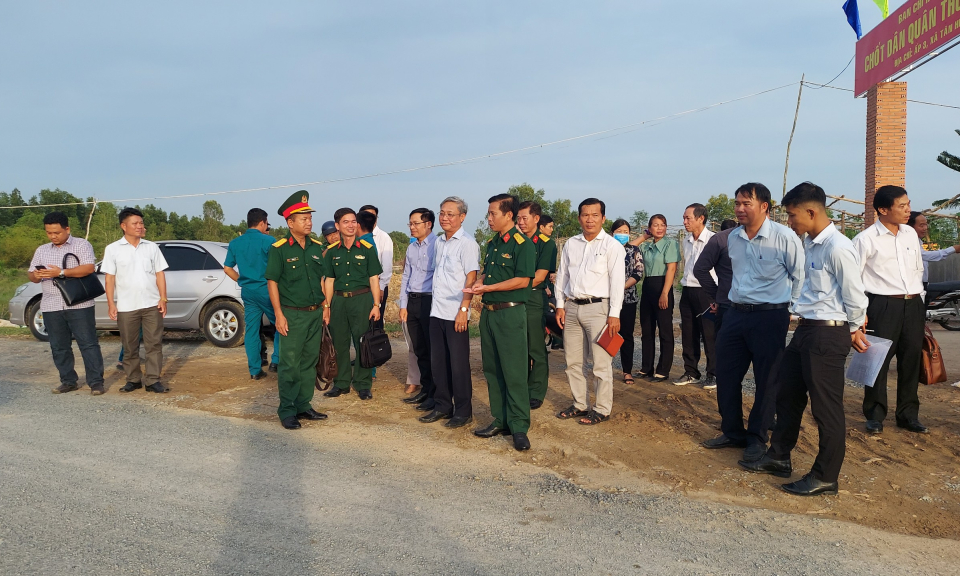 Tỉnh khảo sát xây dựng Nhà trẻ tại điểm dân cư biên giới tại Thạnh Hóa