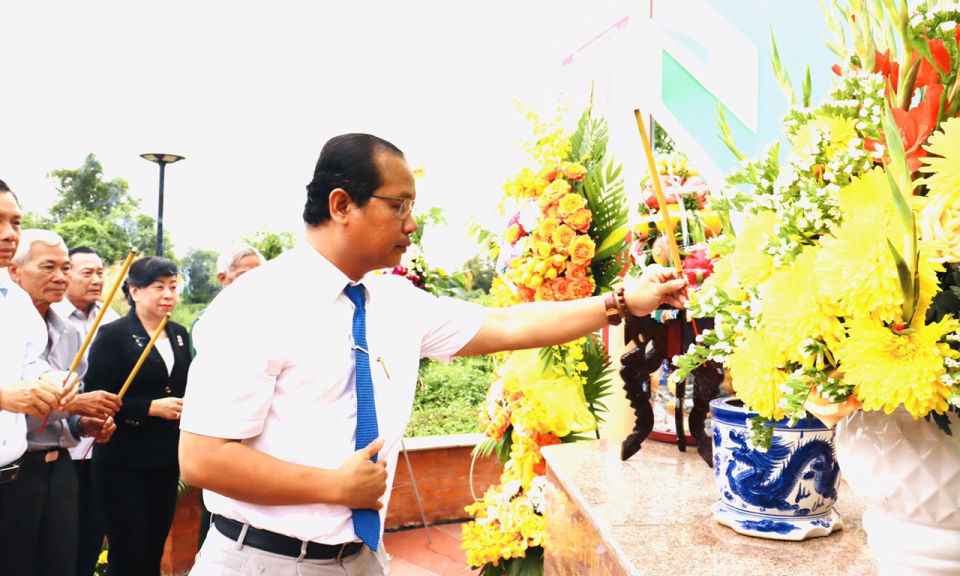 Cần Giuộc dâng hương kỷ niệm 55 năm trận đánh Khu vực Cầu Tre