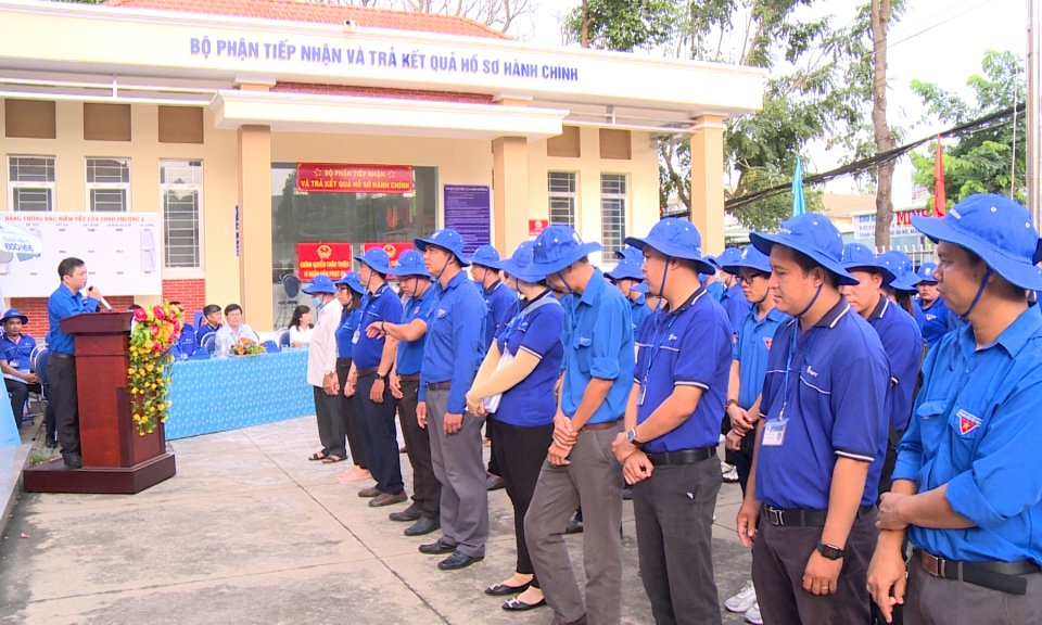 Tỉnh đoàn Long An ra quân điểm tuyên truyền chuyển đổi số năm 2022