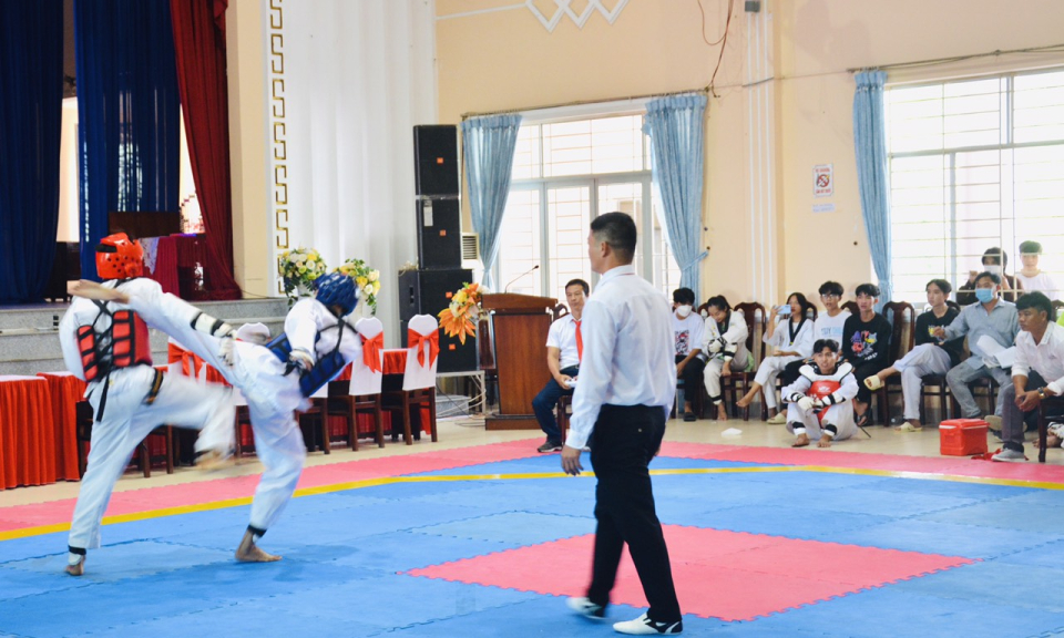 Cần Giuộc tổ chức giải vô địch Taekwondo mở rộng năm 2022 tranh cúp Nam Kim Long lần thứ I