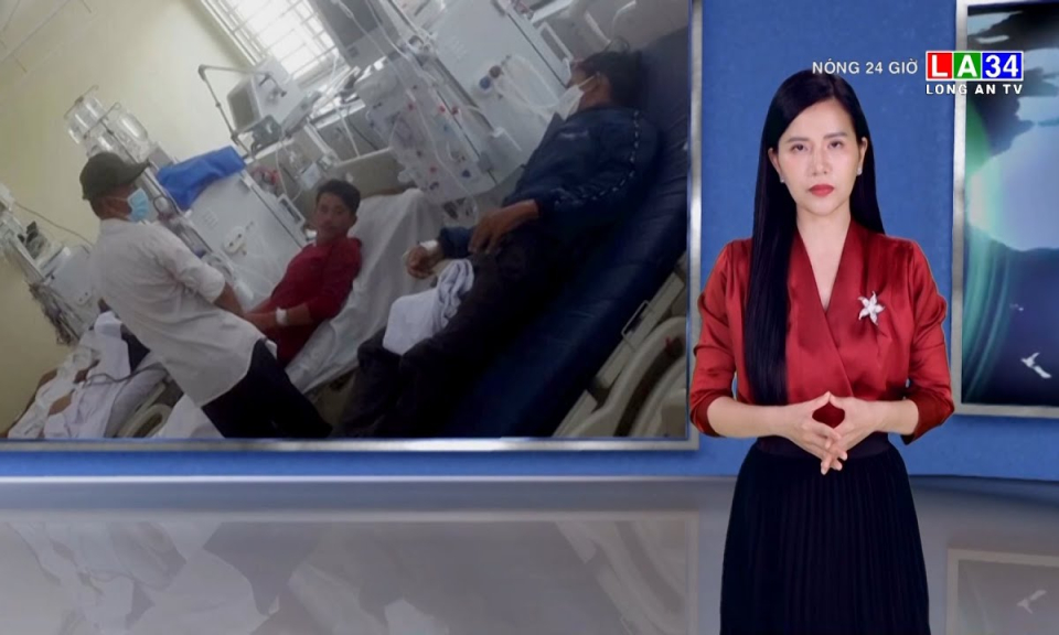 Dự đám tang người mất vì ngộ độc rượu, 14 người cấp cứu vì uống rượu