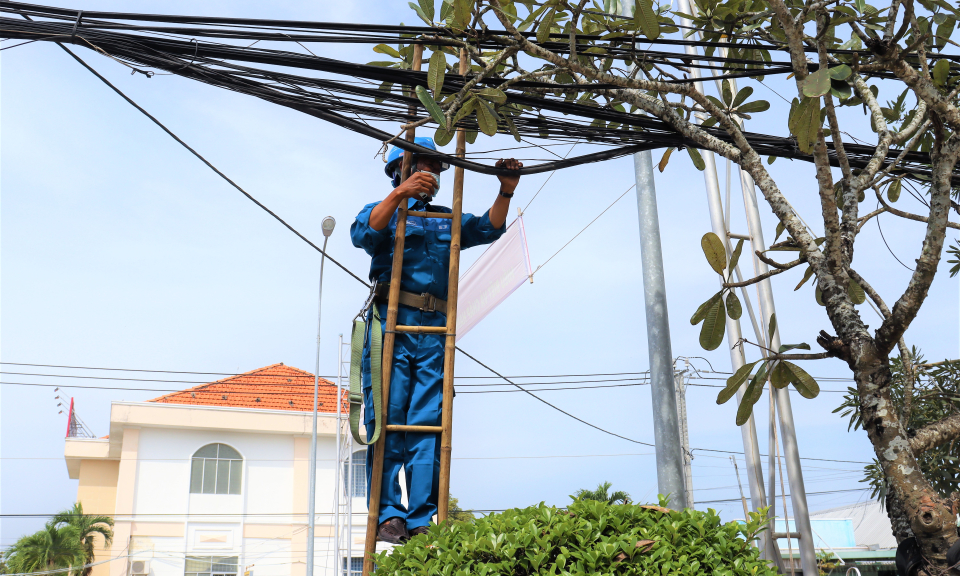 Cần Đước đẩy nhanh tiến độ làm gọn hệ thống cáp viễn thông