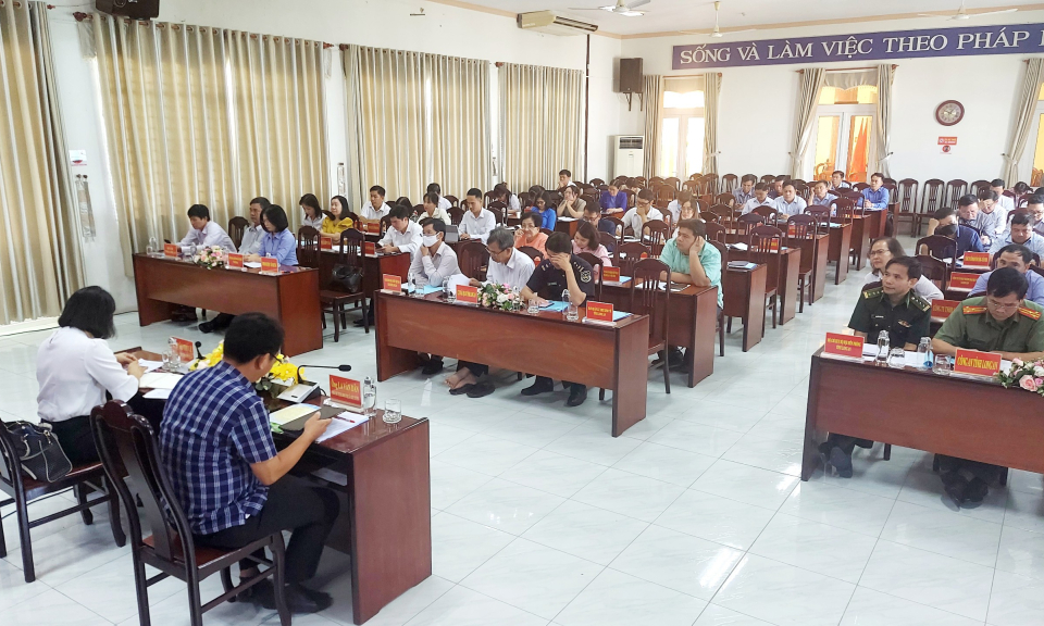 Hội thảo xúc tiến phát triển hạ tầng thương mại biên giới tại thị xã Kiến Tường