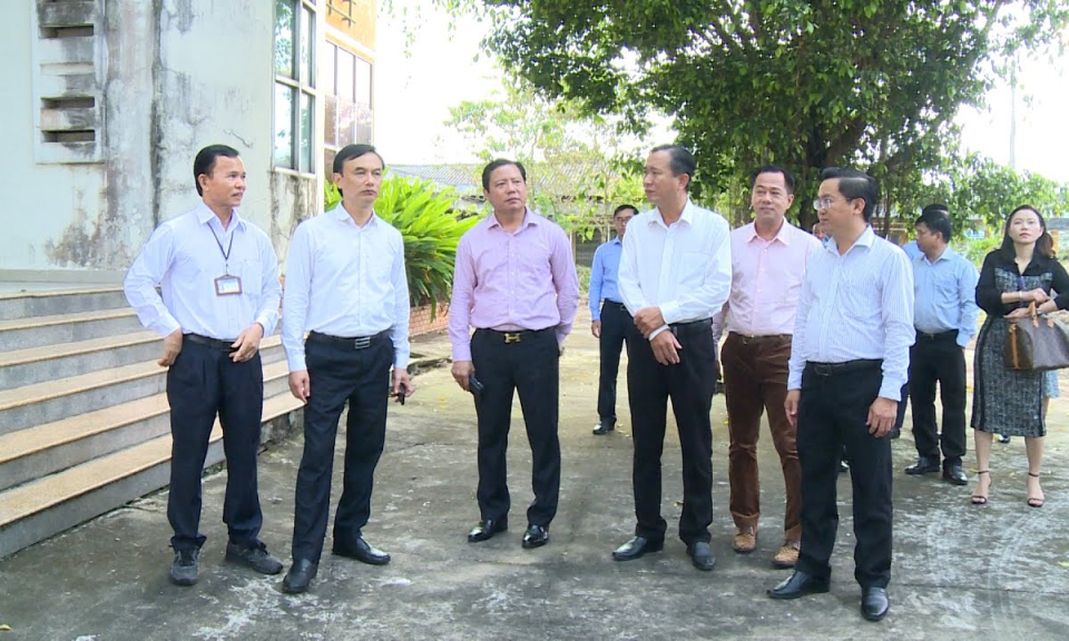 Thẩm định đề án thành lập phân hiệu Trường Đại học Sư phạm TP.HCM tại Long An