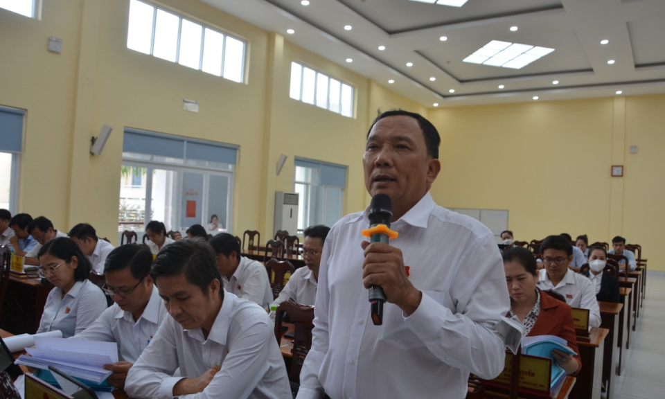  HĐND huyện Cần Giuộc tổ chức kỳ họp chuyên đề và phiên giải trình giữa hai kỳ họp