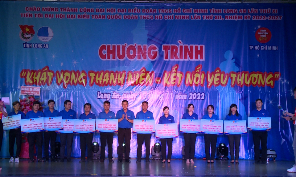Chương trình văn nghệ “Khát vọng Thanh niên - kết nối yêu thương”